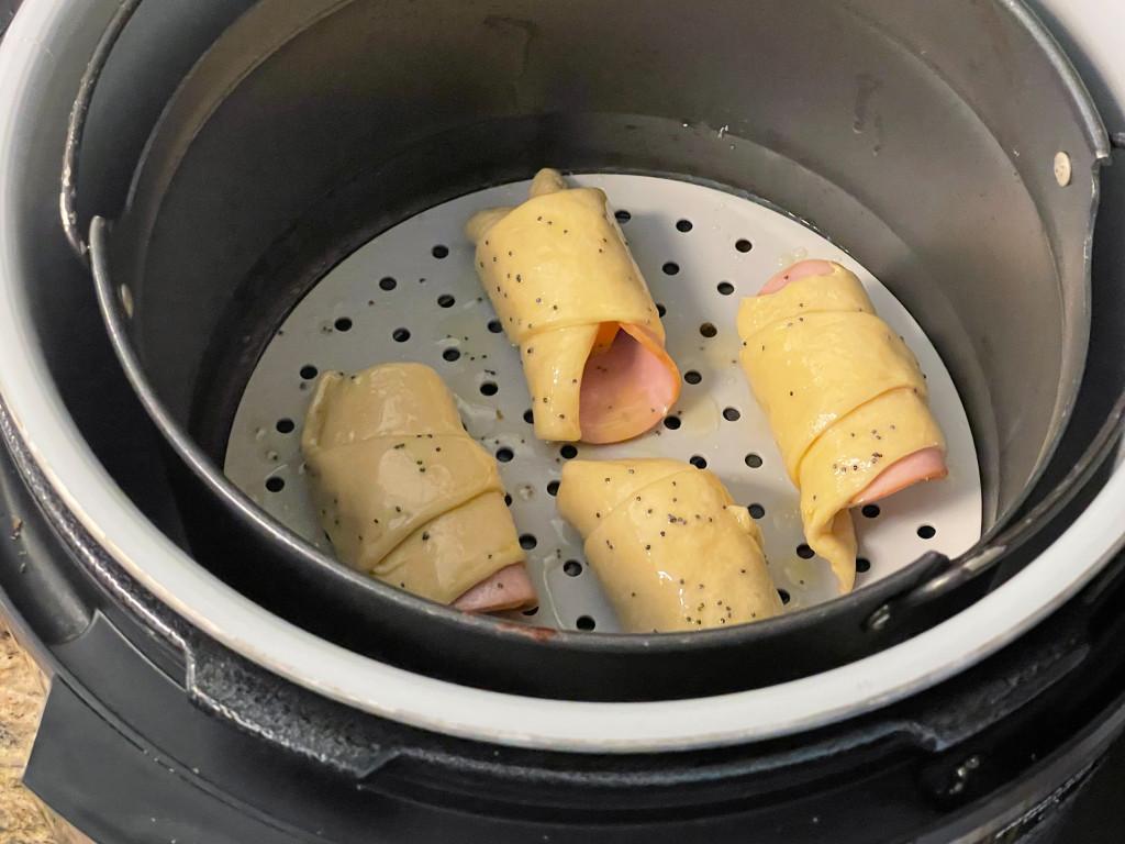 air fryer ham and cheese crescent rolls