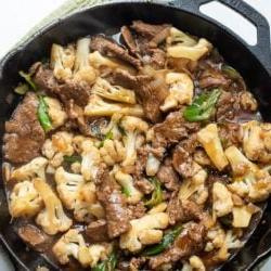 Düşük Karbonhidratlı, Ketojenik ve Sağlıklı Dana Etli Karnabahar Tarifi | EatBetterRecipes.com